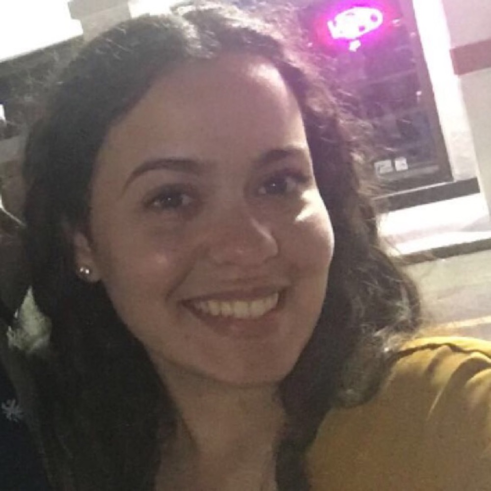 Meet your Posher, Crystal